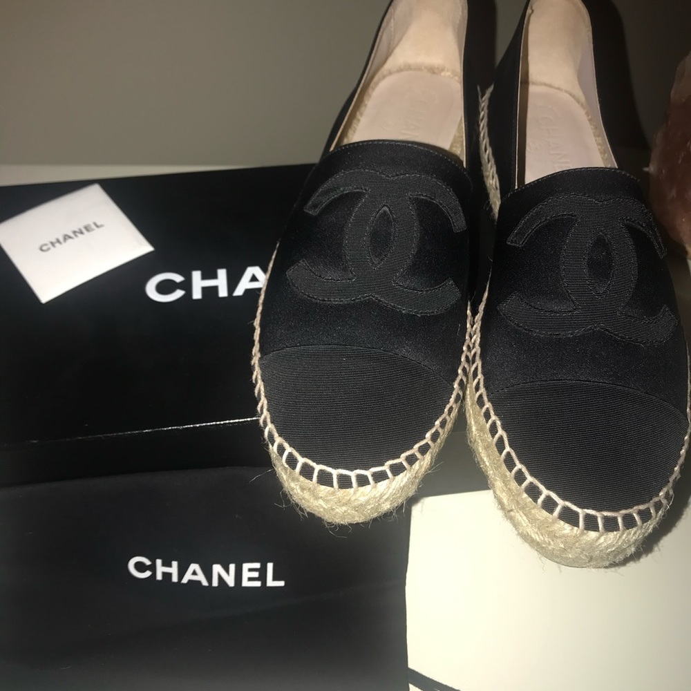 *SOLD* Chanel Espadrilles Black Satin Size 41 - Picture 2 of 6